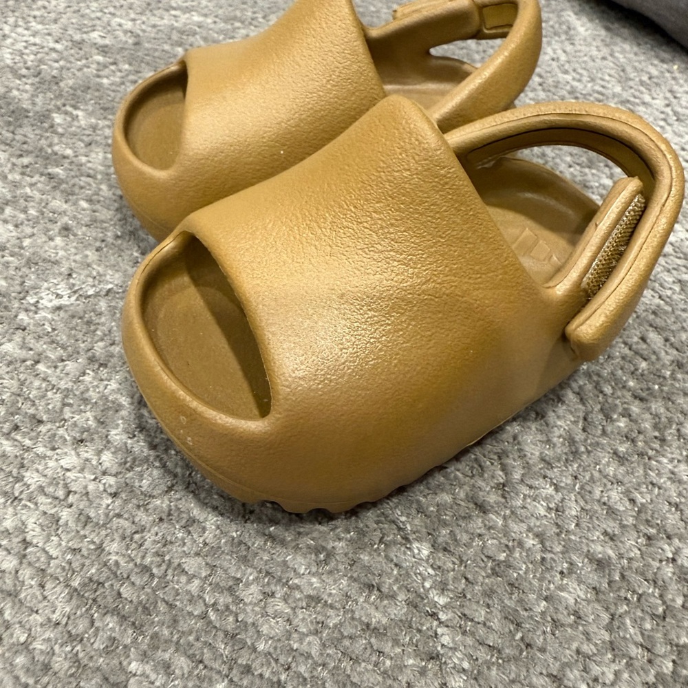 adidas Kids Brown Sandals
